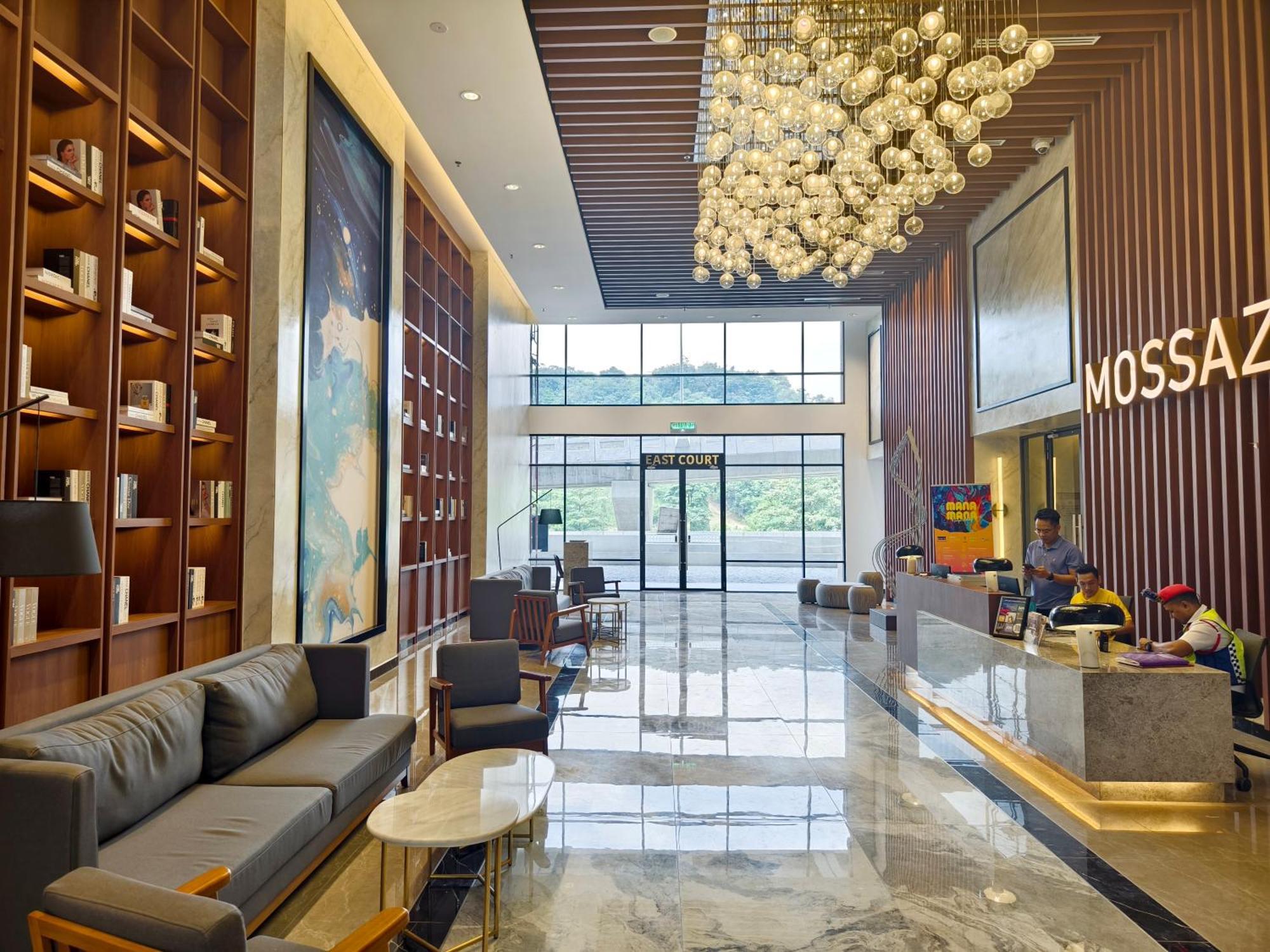 Mossaz Suites Empire City By Starwood Petaling Jaya Exterior photo